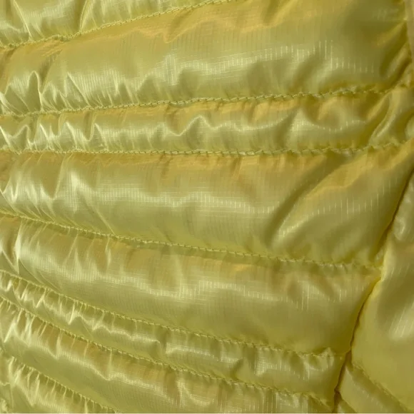 Patagonia // Yellow Ultralight Down Vest - XS - Picture 11 of 11
